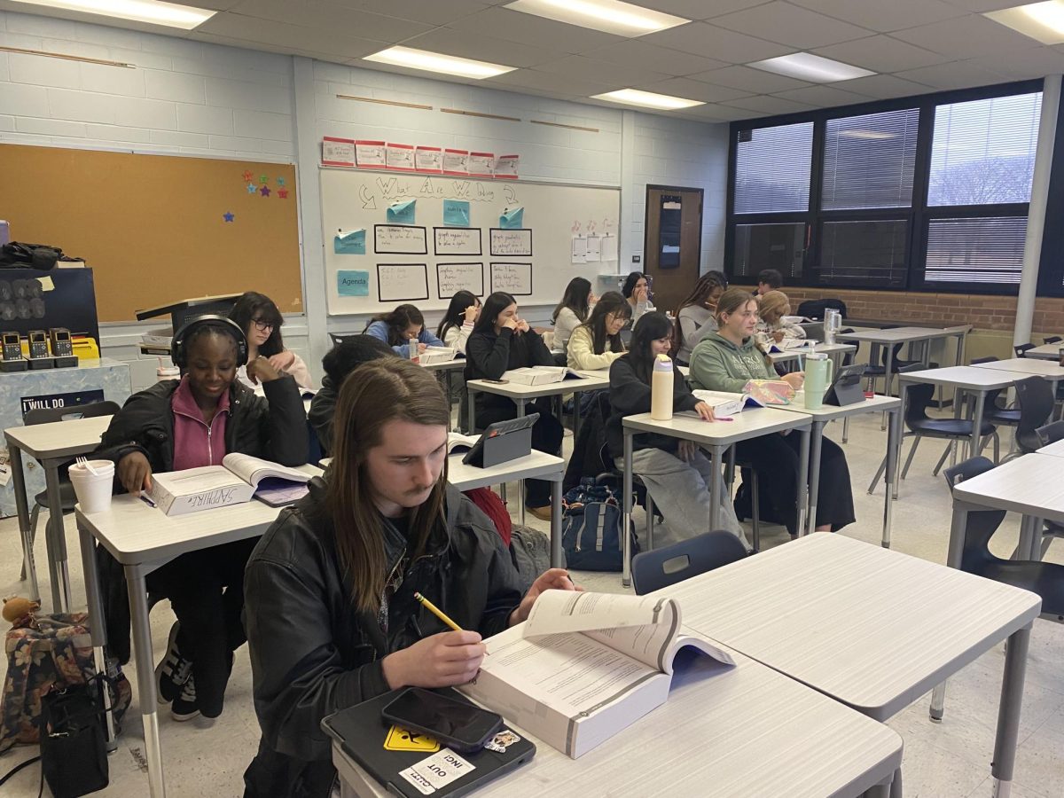 Juniors participate in the Math ACT prep class on Feb. 11. Bremen offers prep classes for English and Math to help juniors develop strong test-taking strategies as they get ready for the spring ACT.