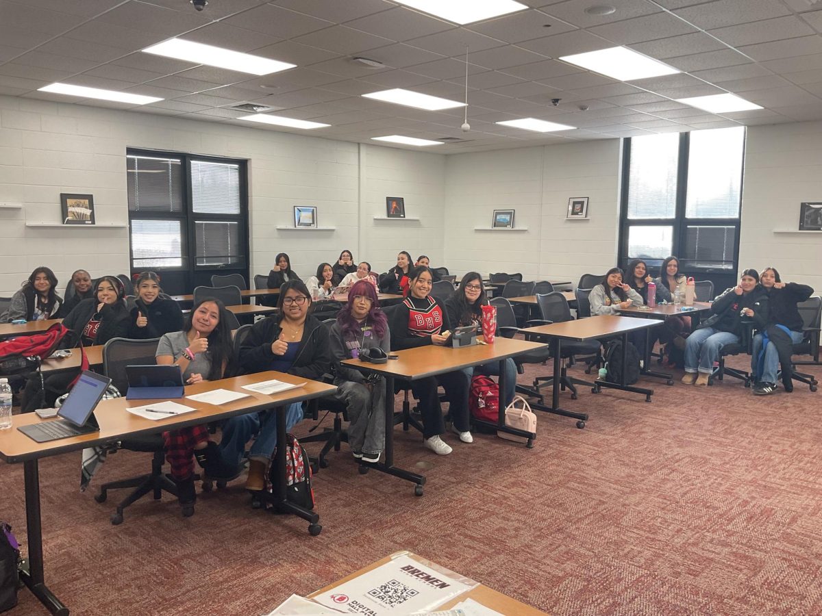 Countdown begins as senior class meets to plan final milestones