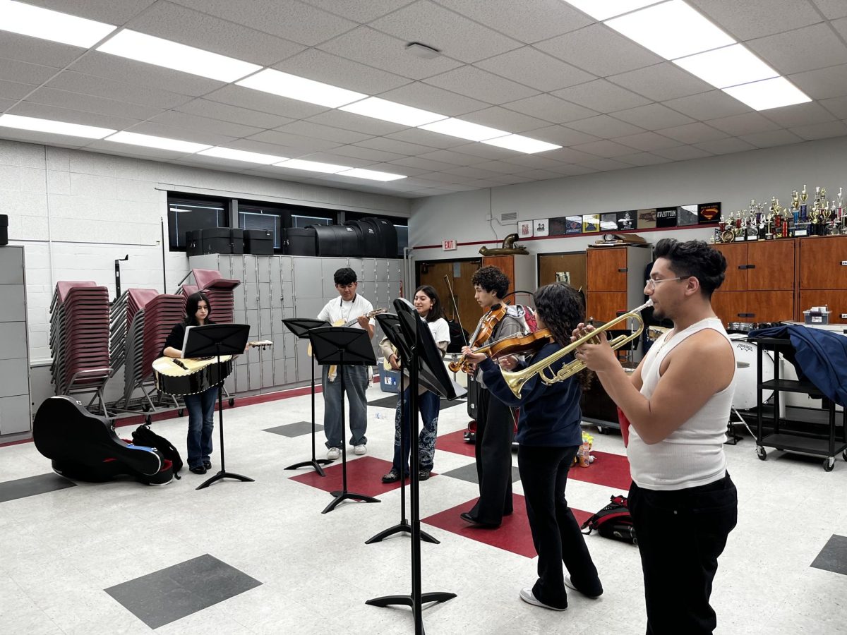 The Bremen Mariachi Band synchronize together as they practice and prepare for the Music Department’s Spring Festival, which took place at 7pm April 29 in the Bremen Main Gym.